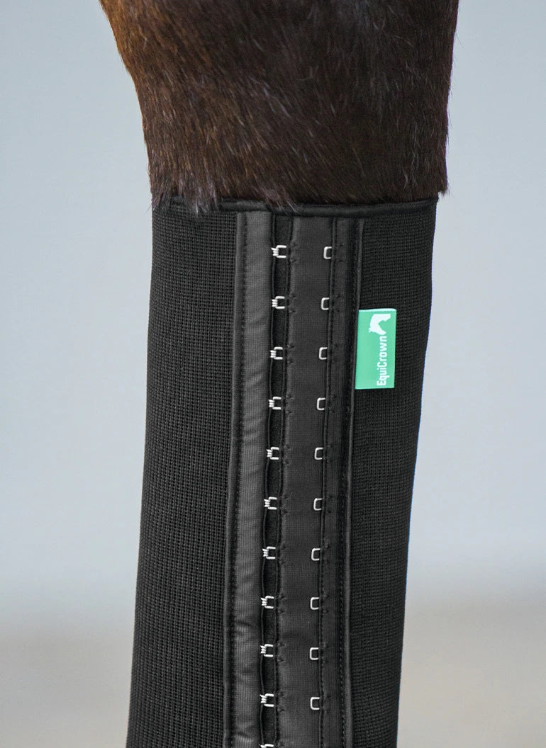Detailansicht des Verschlusses der EquiCrown fit 